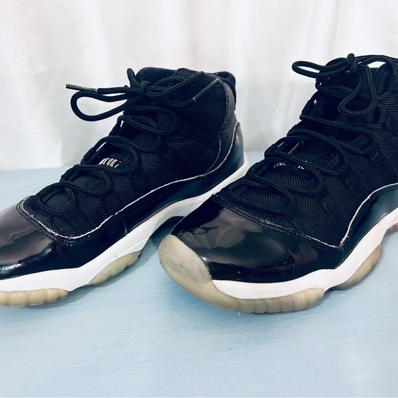 Nike Air Jordan 11 Retro Space Jam size 6 Youth - Picture 3 of 11